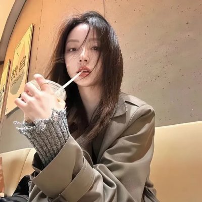 春光绿柳营
